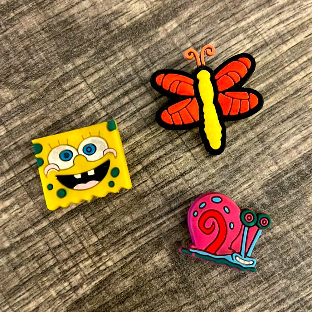 🦋 Set of 3 Crocs Charms 🐌
